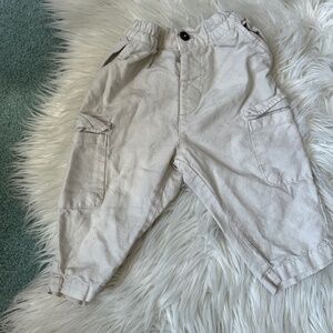 Zara cream cargo pants size 12-18 months // 3372